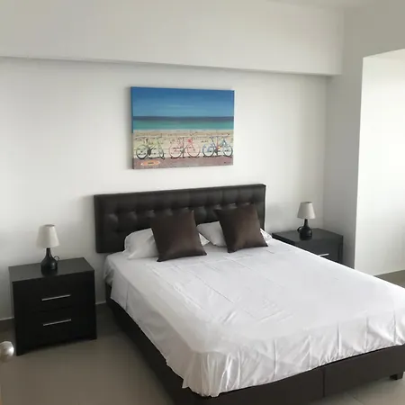 Resort Playa Azul Departamentos Frente Al Mar Tonsupa Room photo